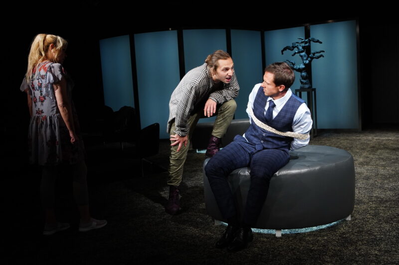 „Страх за опитомяване“ от Оля Стоянова в Народния театър