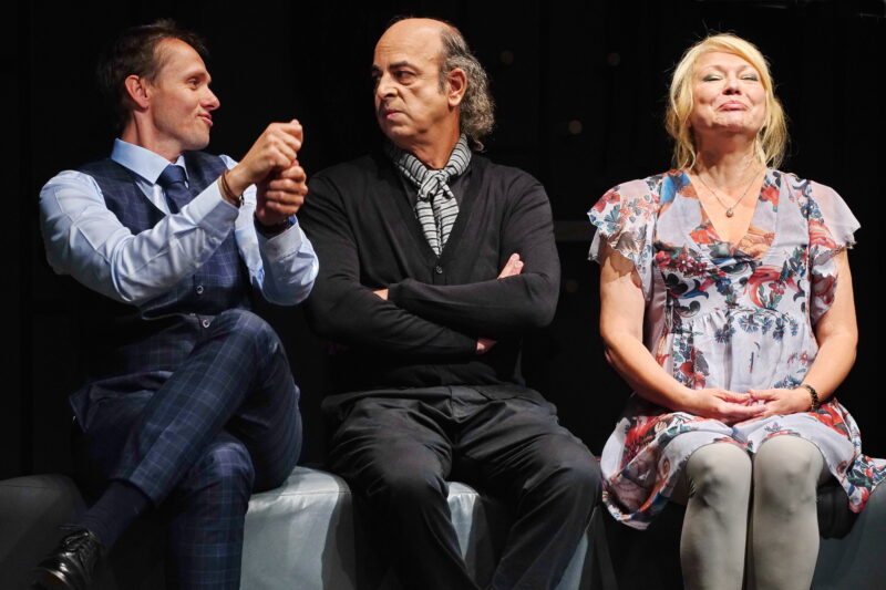 „Страх за опитомяване“ от Оля Стоянова в Народния театър